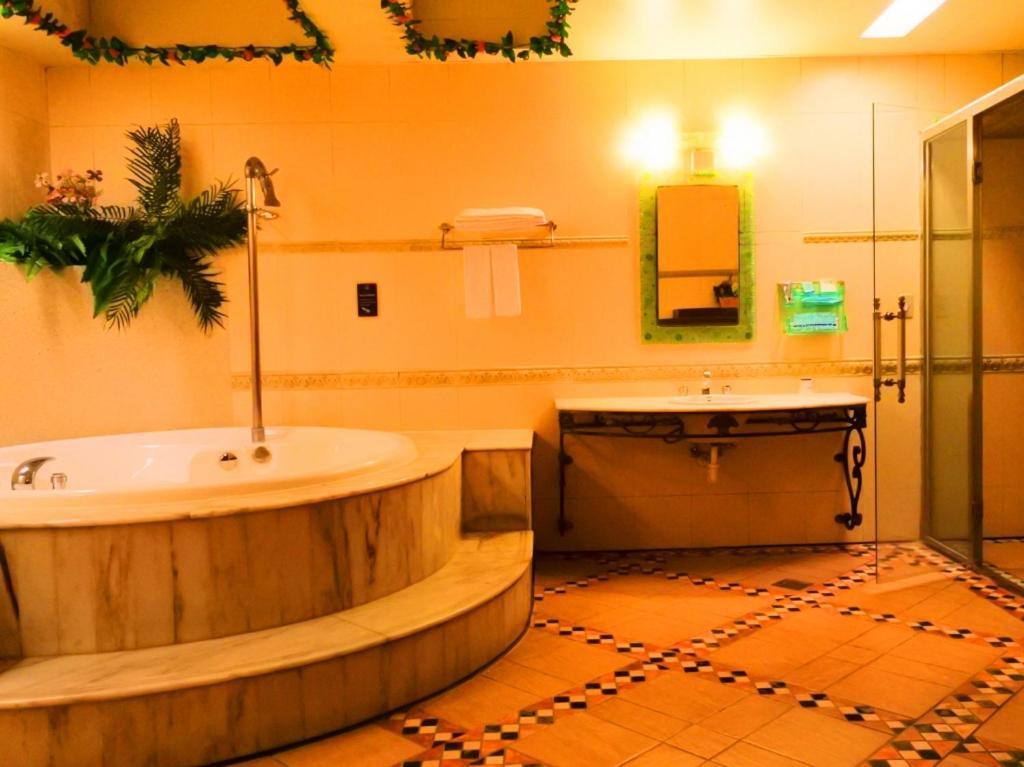 Swan Lake Motel Quận Quy Sơn Ngoại thất bức ảnh